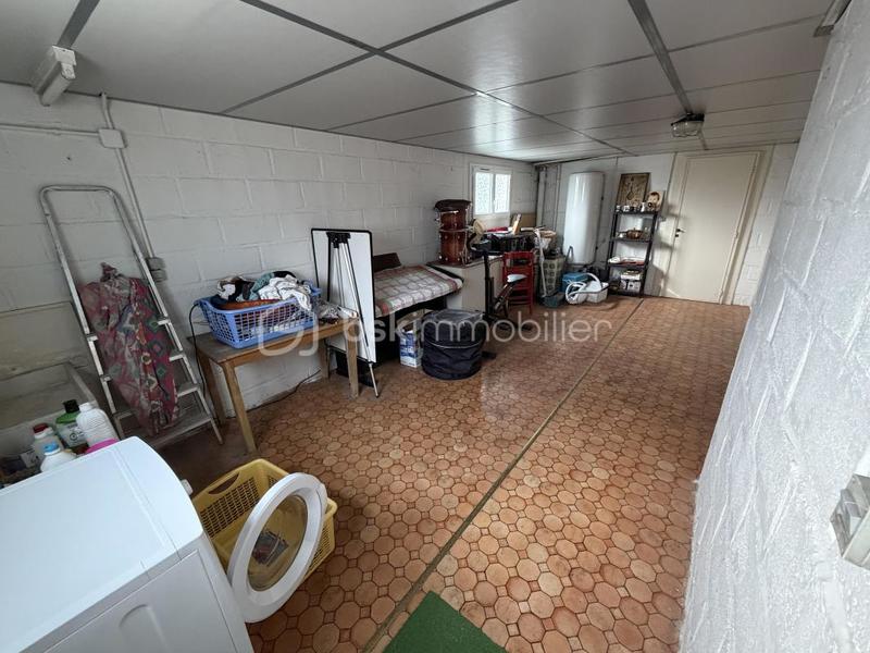 Maison - 94 m² - 4 pièces