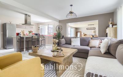 Maison traditionnelle - 116 m² - 6 pièces