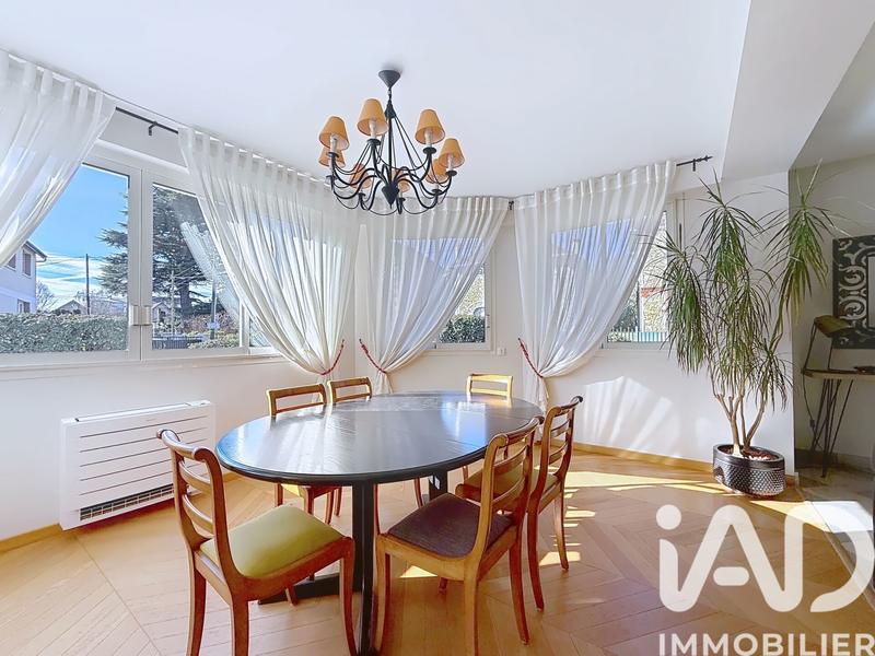 Maison - 135 m² - 5 pièces