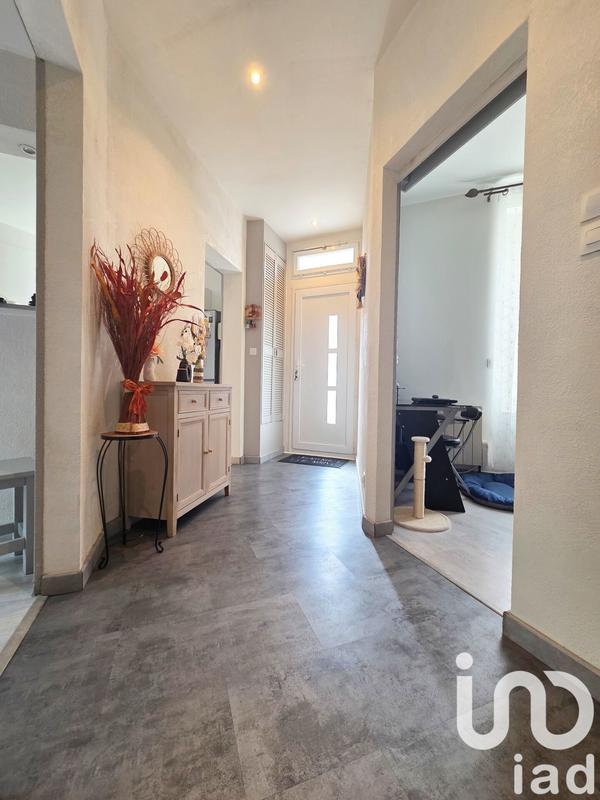 Maison de village - 85 m² - 3 pièces