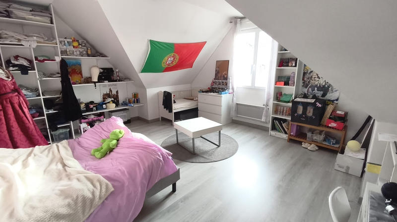 Maison - 162 m² - 8 pièces