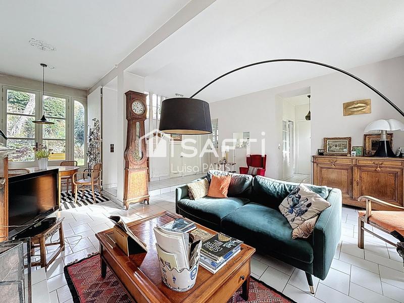 Maison - 150 m² - 8 pièces