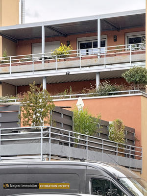 Appartement - 135 m² - 6 pièces