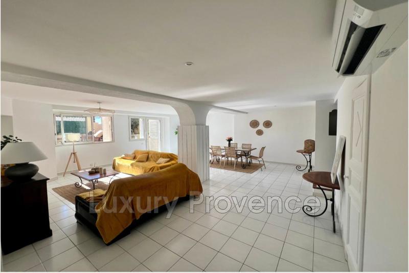 Appartement - 94 m² - 3 pièces