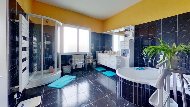 Villa - 188 m² - 6 pièces