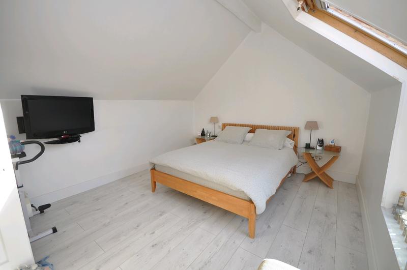 Maison - 137 m² - 6 pièces