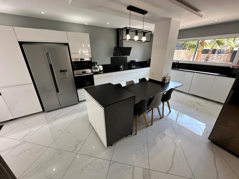 Villa - 145 m² - 5 pièces