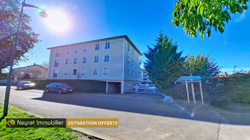 Appartement - 81 m² - 4 pièces