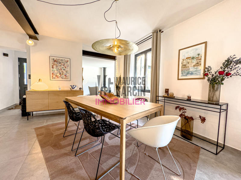 Maison - 190 m² - 6 pièces