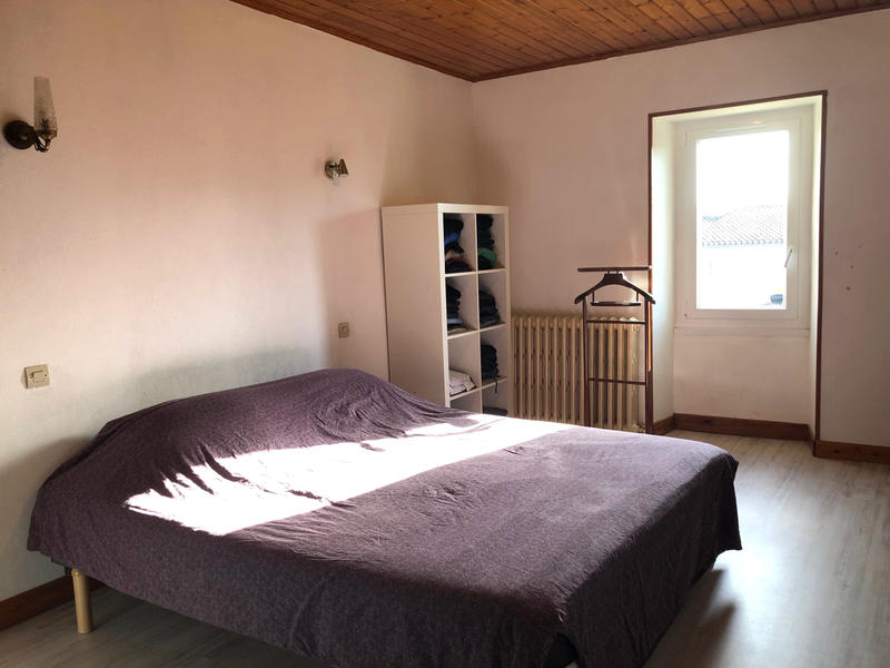 Maison - 205 m² - 9 pièces