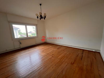 Appartement - 63 m² - 2 pièces