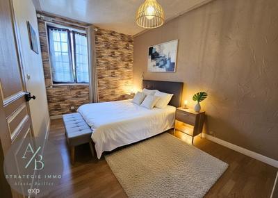 Appartement - 150 m² - 6 pièces