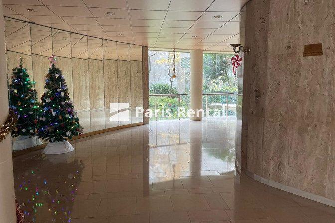 Appartement - 216 m² - 4 pièces