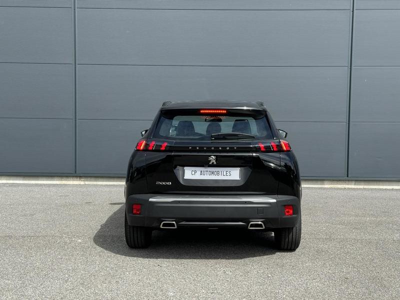 Peugeot 2008 1.2 Puretech - Allure Eat8 Full Black Suivi complet