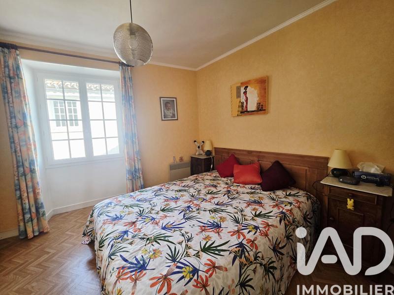 Maison - 121 m² - 7 pièces