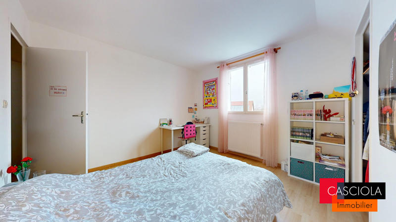 Maison - 166 m² - 7 pièces