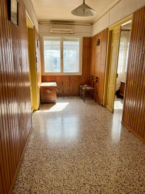 Maison - 250 m² - 5 pièces