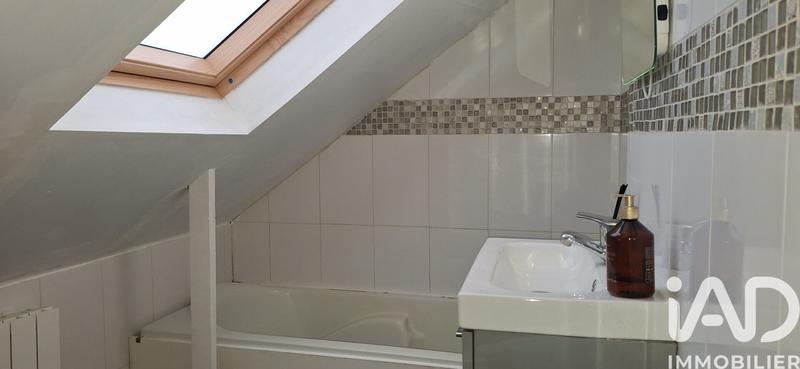 Maison - 96 m² - 5 pièces