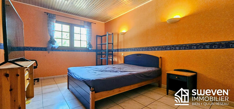 Maison traditionnelle - 202 m² - 7 pièces