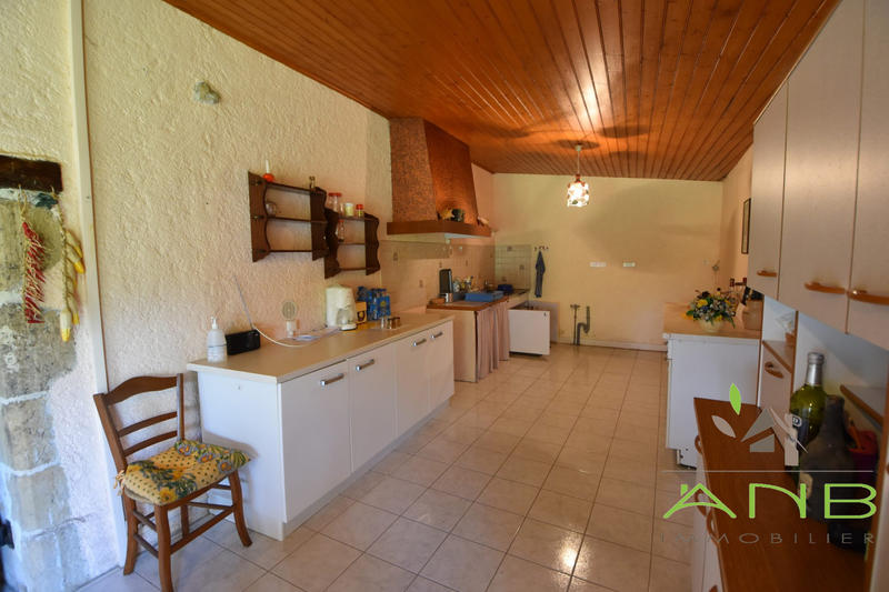 Maison - 150 m² - 5 pièces