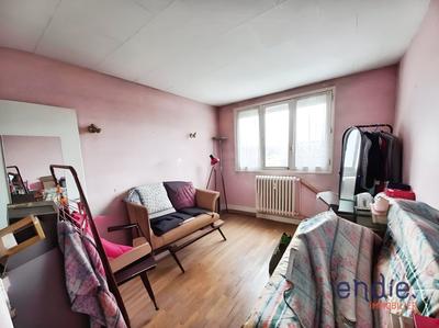 Appartement - 70 m² - 4 pièces