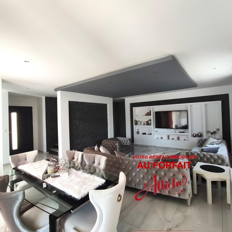 Maison - 162 m² - 6 pièces