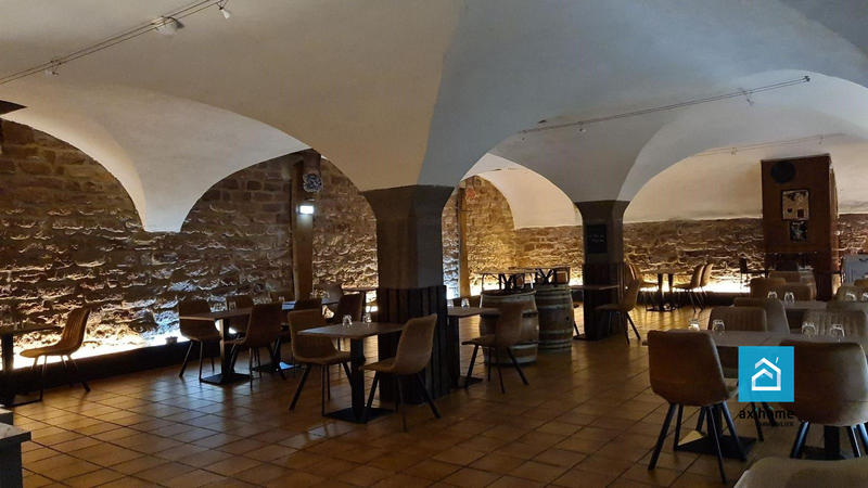 Local commercial - 358 m²