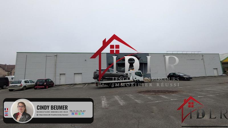 Local commercial - 1 500 m²