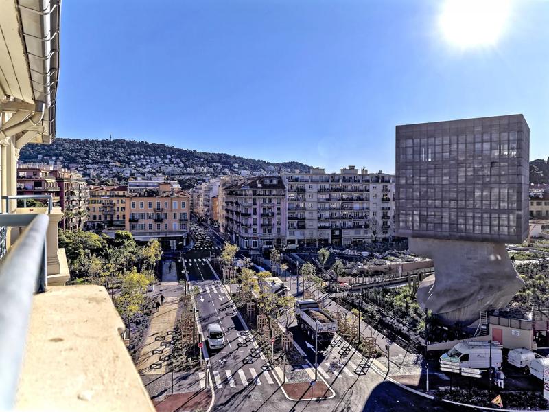 Appartement - 101 m² - 4 pièces