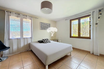 Maison - 126 m² - 5 pièces