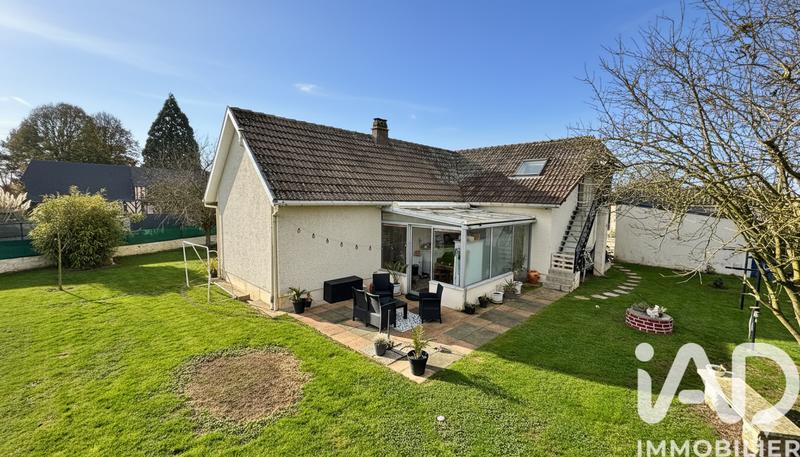 Maison - 110 m² - 4 pièces