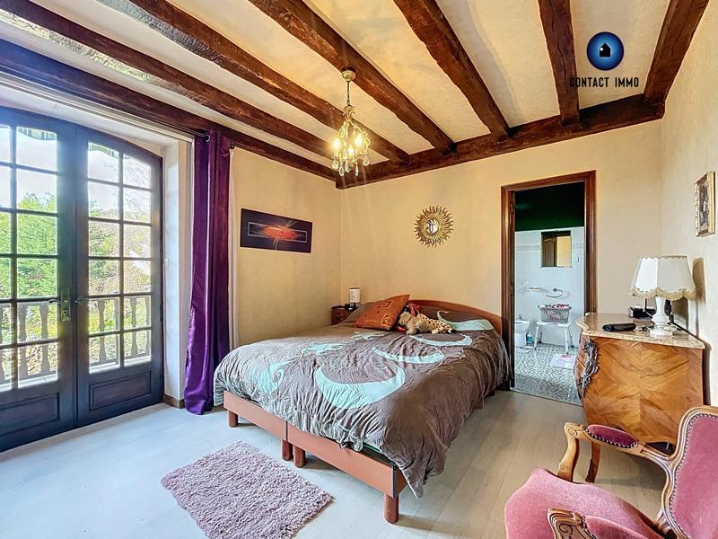 Maison traditionnelle - 190 m² - 6 pièces