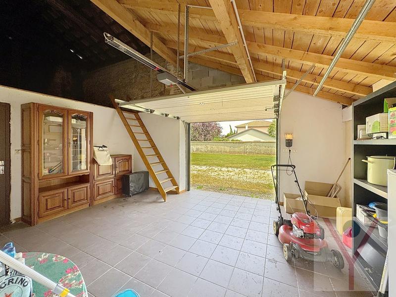 Maison traditionnelle - 182 m² - 5 pièces