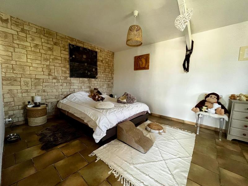 Maison - 186 m² - 8 pièces