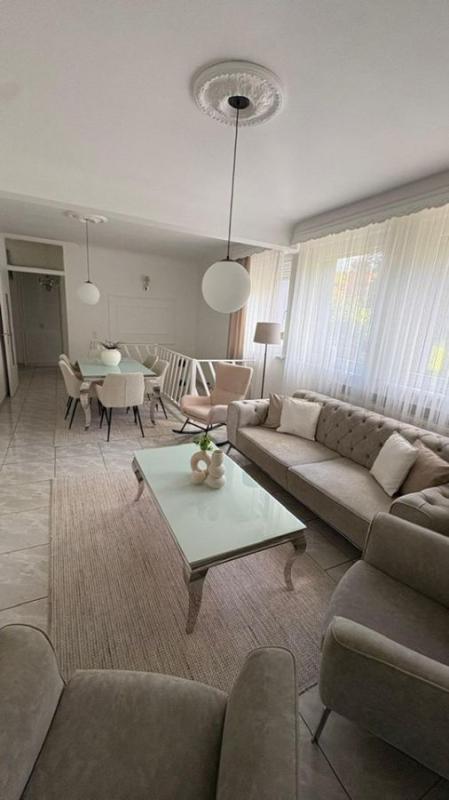 Immeuble - 250 m² - 12 pièces