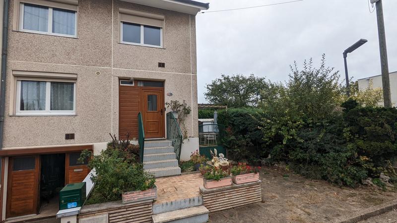 Maison traditionnelle - 70 m² - 4 pièces