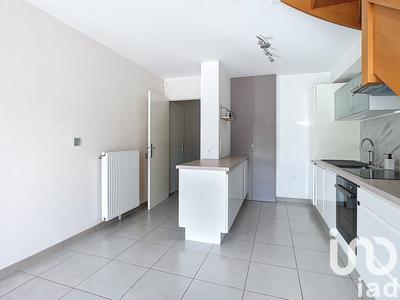 Maison - 74 m² - 4 pièces