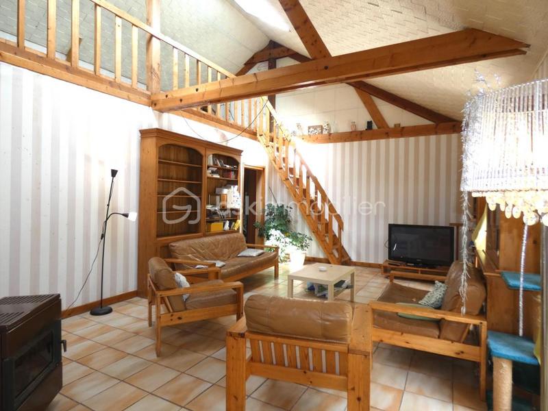 Maison - 122 m² - 4 pièces