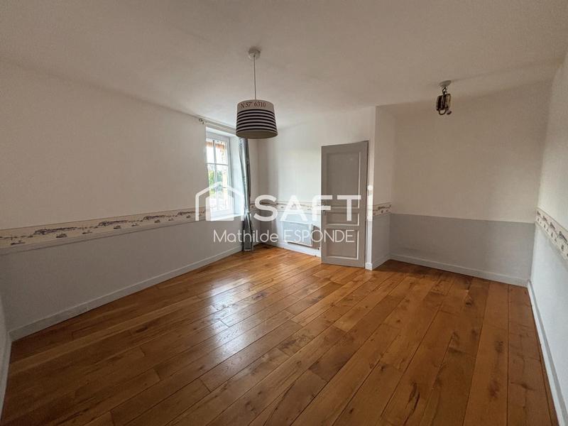 Maison - 158 m² - 6 pièces