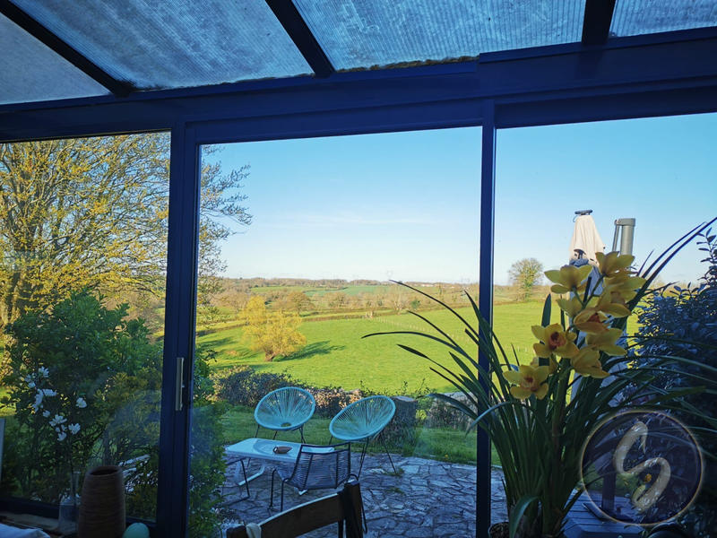 Maison - 245 m² - 7 pièces