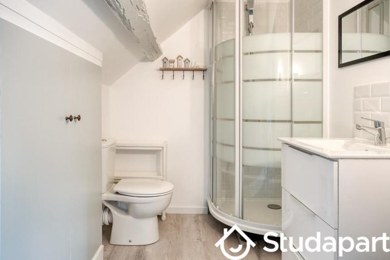 Chambre - 15 m² - 1 pièce