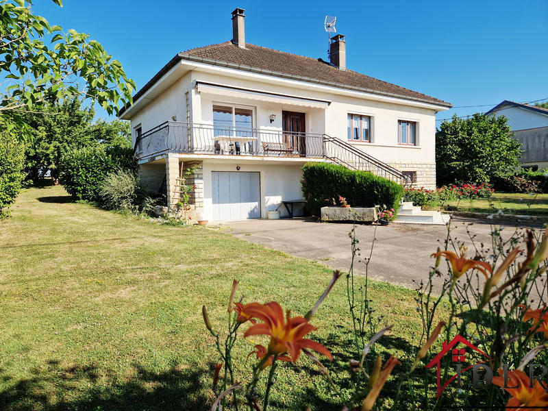 Maison de village - 115 m² - 4 pièces