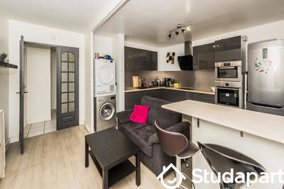 Chambre - 11 m² - 1 pièce