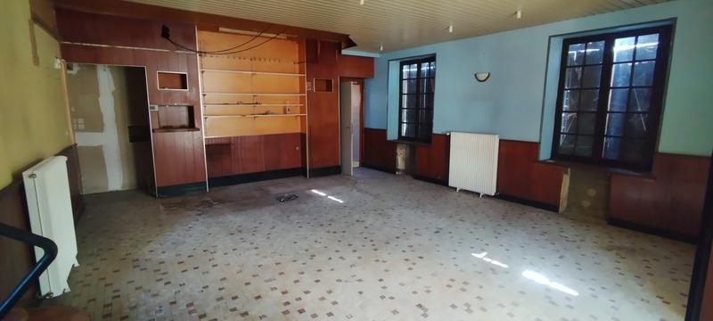 Local commercial - 300 m² - 7 pièces