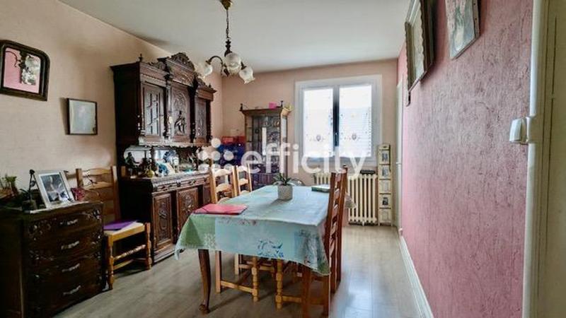 Maison - 130 m² - 8 pièces