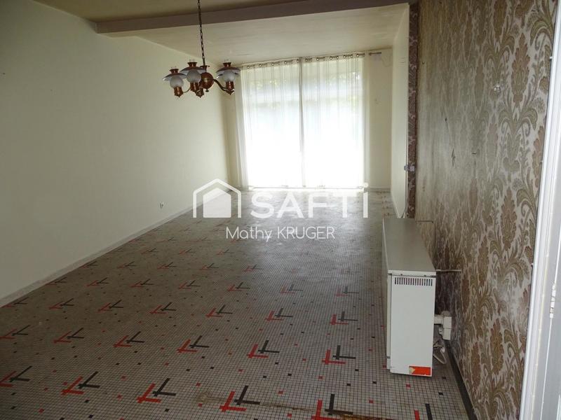 Maison - 270 m² - 9 pièces