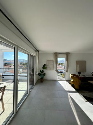 Appartement - 125 m² - 4 pièces