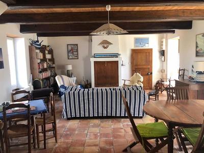 Maison - 142 m² - 6 pièces