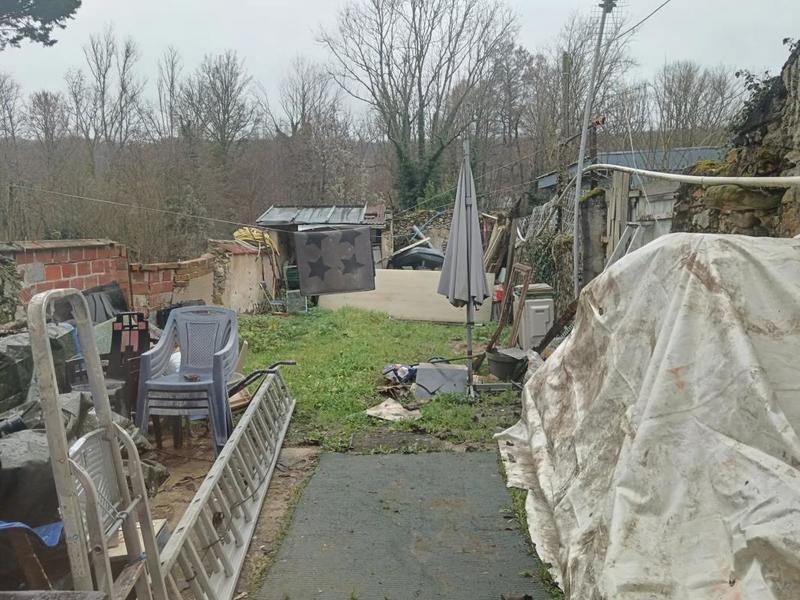 Maison - 240 m² - 7 pièces