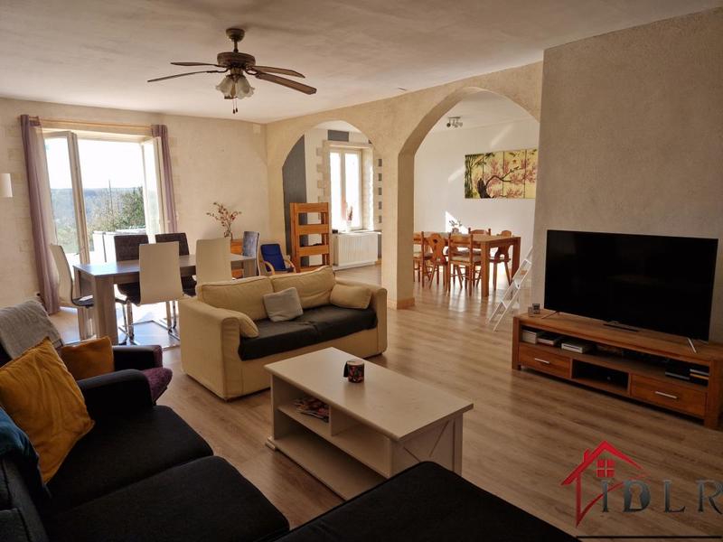 Maison de village - 144 m² - 3 pièces